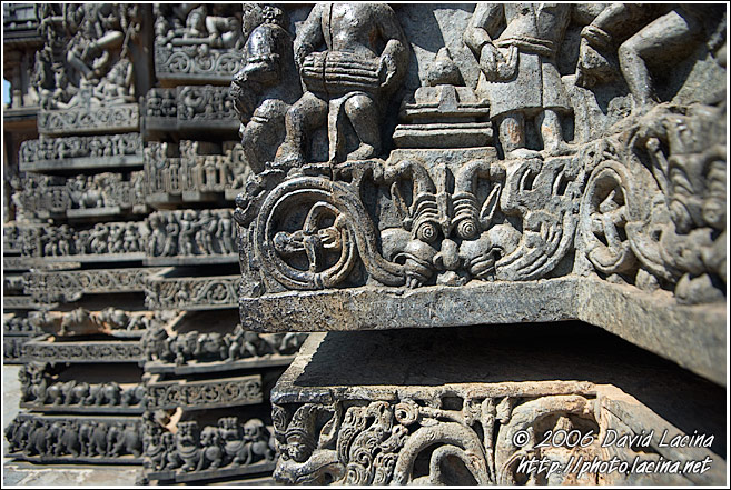 Stunning Carving Of Hoysaleswara Temple - Belur And Halebid, South India
