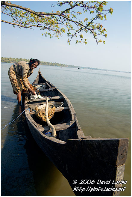 Woman And A Boat - Cochin (Kochi), South India
