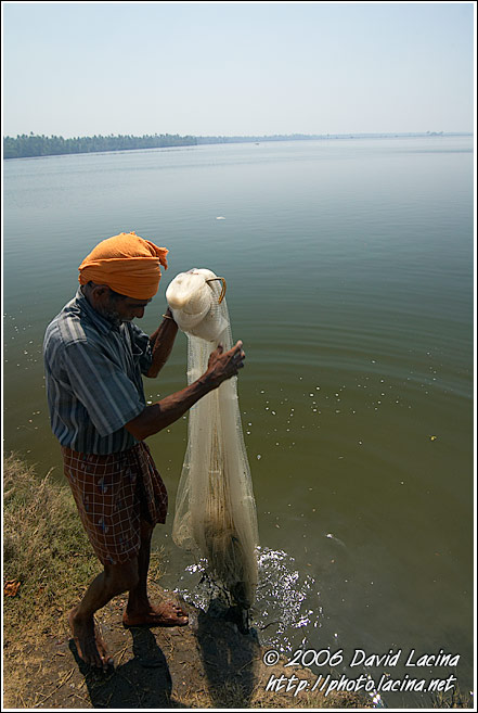 Fisherman And The Net - Cochin (Kochi), South India