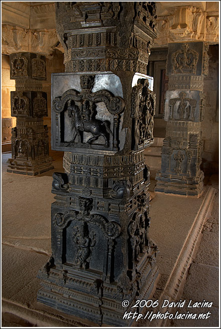Carved Pillar, Hazara Ramachandra Temple - Hampi Historical, South India